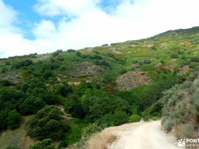 El Bierzo - Castilla y León; agencia senderismo excursiones de aventura sandalias senderismo senderi